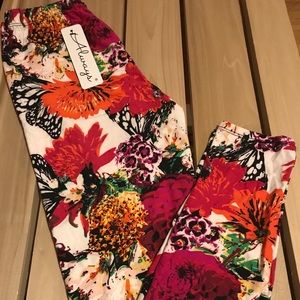 Leggings Floral Butterfly One Size Buttery Soft